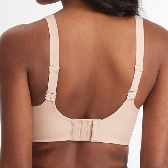 BodyUp Workout to Weekend Medium Impact Spacer Sports Bra - Picture 2 of 15